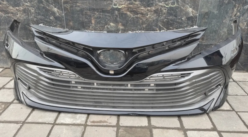 Передний Бампер Toyota Camry V70